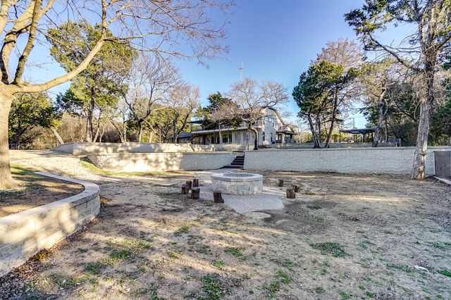2045 Mansfield Road, Cedar Hill, TX 75104