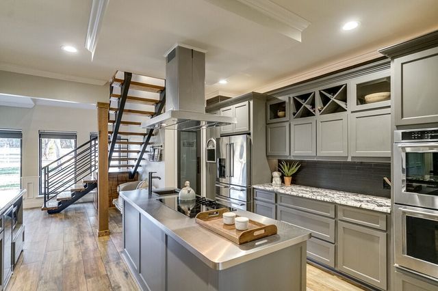 2045 Mansfield Road, Cedar Hill, TX 75104