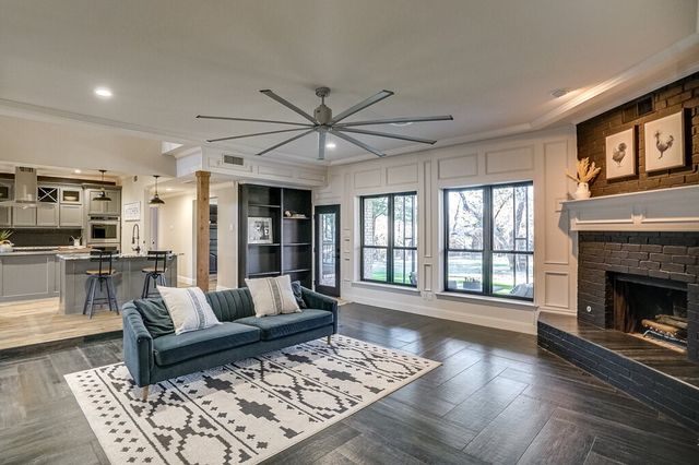 2045 Mansfield Road, Cedar Hill, TX 75104