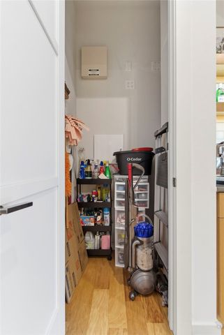 212 SE 7th Street, Bentonville, AR 72712