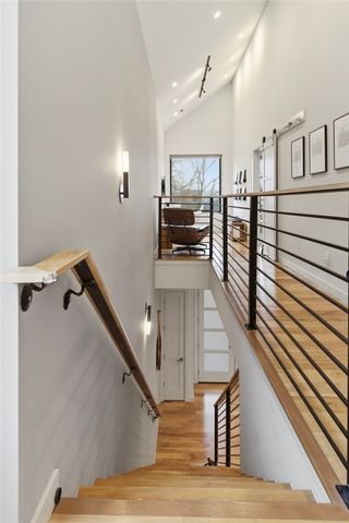 212 SE 7th Street, Bentonville, AR 72712