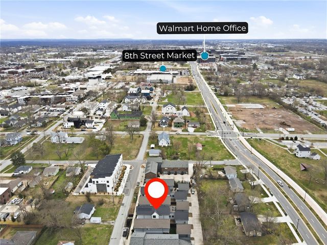 212 SE 7th Street, Bentonville, AR 72712
