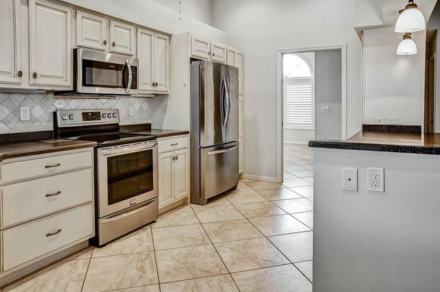 1565 WATERFORD DRIVE, Venice, FL 34292