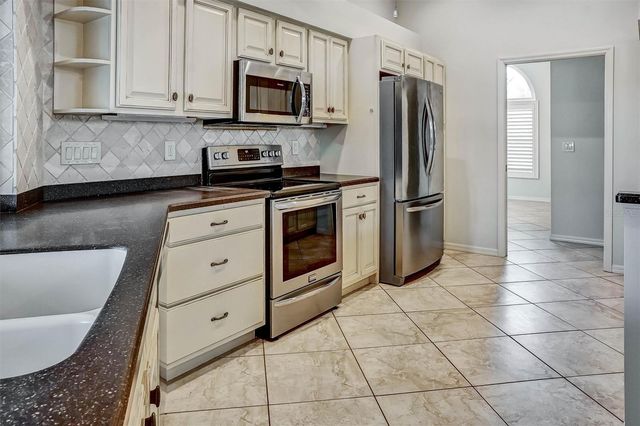 1565 WATERFORD DRIVE, Venice, FL 34292
