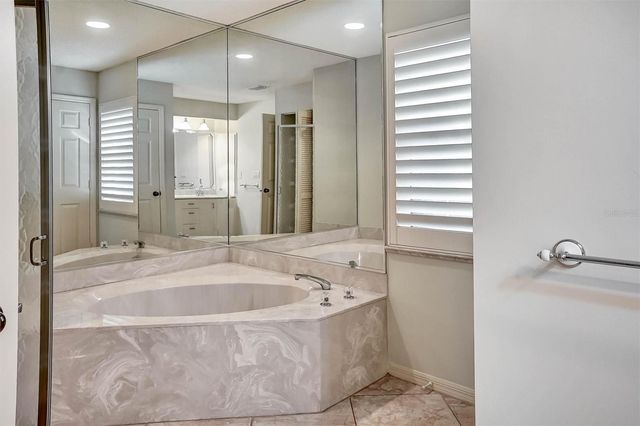 1565 WATERFORD DRIVE, Venice, FL 34292