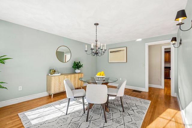 55 Roosevelt Ave, Marblehead, MA 01945