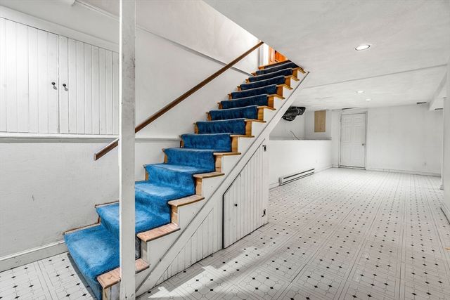 55 Roosevelt Ave, Marblehead, MA 01945