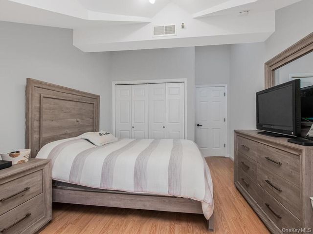 1434 Outlook Avenue 3, Bronx, NY 10465