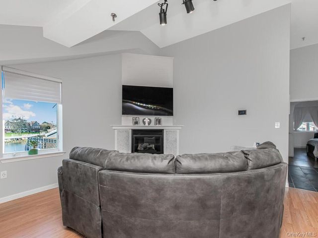 1434 Outlook Avenue 3, Bronx, NY 10465