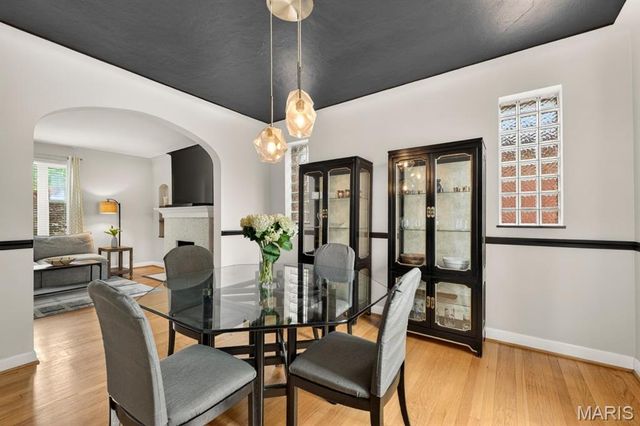 6569 Pernod Avenue, St Louis, MO 63139