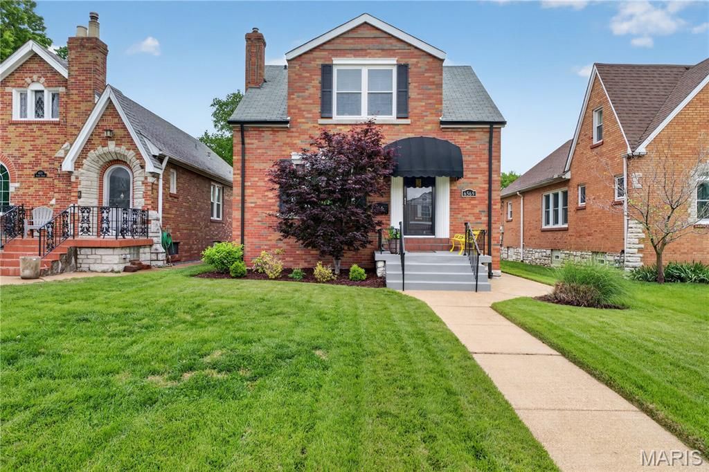 6569 Pernod Avenue, St Louis, MO 63139
