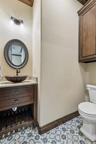 15708 Laguna Drive, Edmond, OK 73013