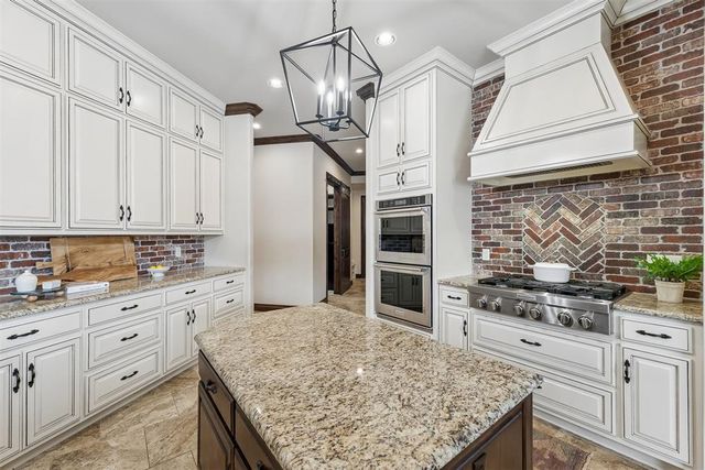 15708 Laguna Drive, Edmond, OK 73013
