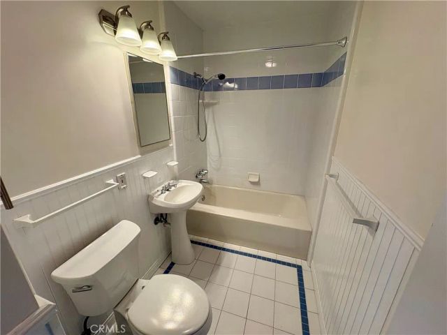 2000 Harkness Street, Manhattan Beach, CA 90266