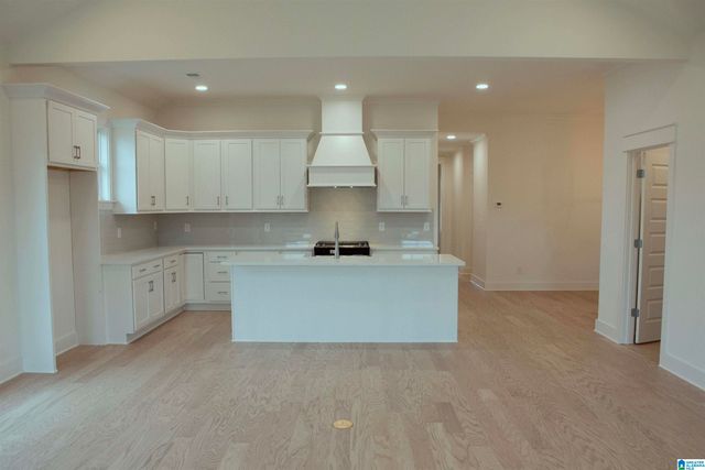 6221 HILLBROOK BLVD, Trussville, AL 35173