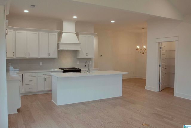 6221 HILLBROOK BLVD, Trussville, AL 35173