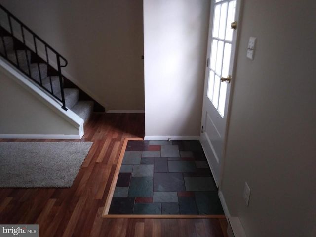 558 HAMMOND AVE, Hanover, PA 17331