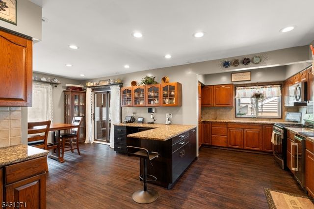 125 Stevens Ave, Little Falls Twp., NJ 07424