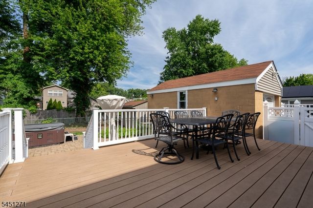 125 Stevens Ave, Little Falls Twp., NJ 07424