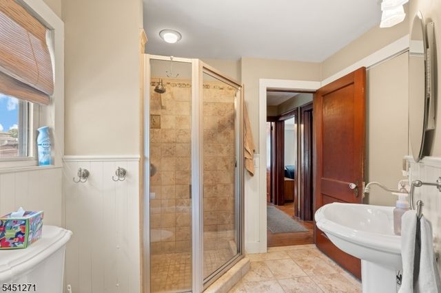 125 Stevens Ave, Little Falls Twp., NJ 07424