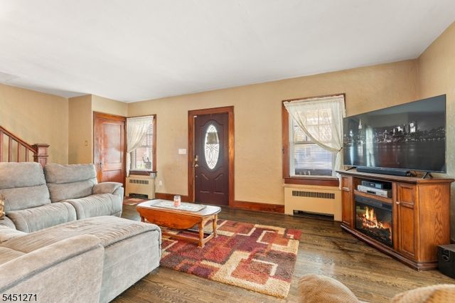 125 Stevens Ave, Little Falls Twp., NJ 07424