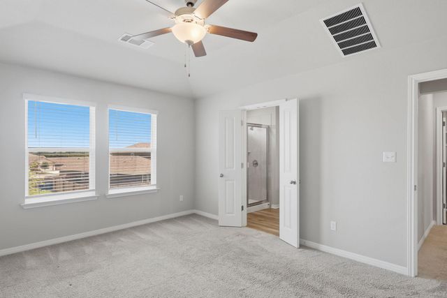 136 Morning Dawn LN, Georgetown, TX 78628