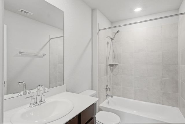 136 Morning Dawn LN, Georgetown, TX 78628