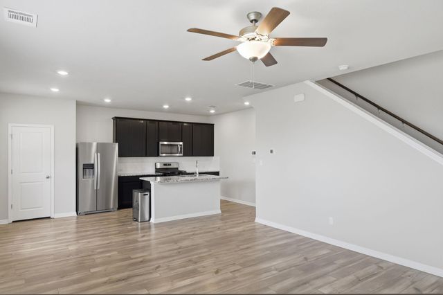 136 Morning Dawn LN, Georgetown, TX 78628