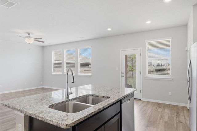 136 Morning Dawn LN, Georgetown, TX 78628