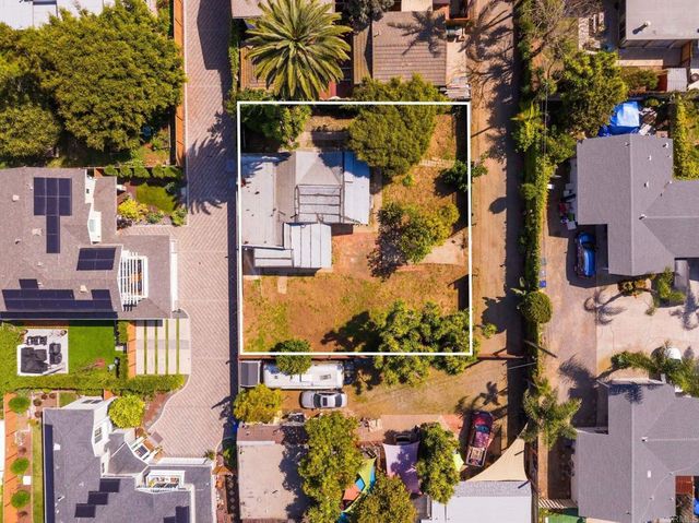 940 Hermes Avenue, Encinitas, CA 92024