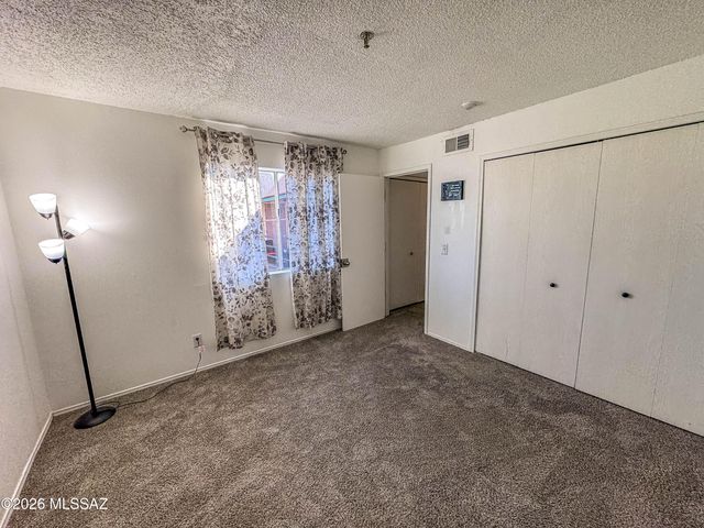 2601 W Broadway Blvd Apt 379, Tucson, AZ 85745