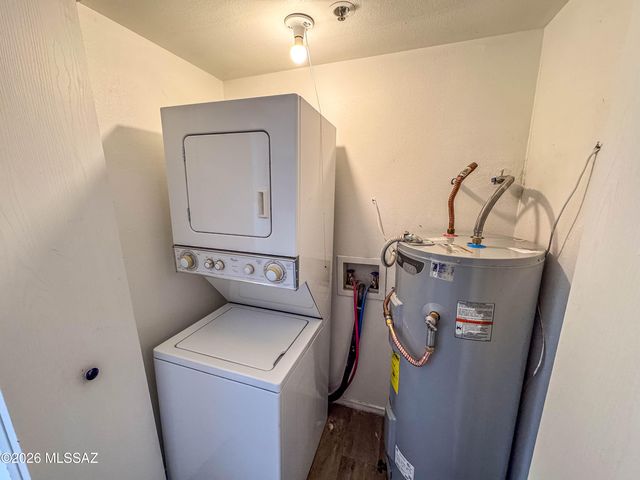 2601 W Broadway Blvd Apt 379, Tucson, AZ 85745