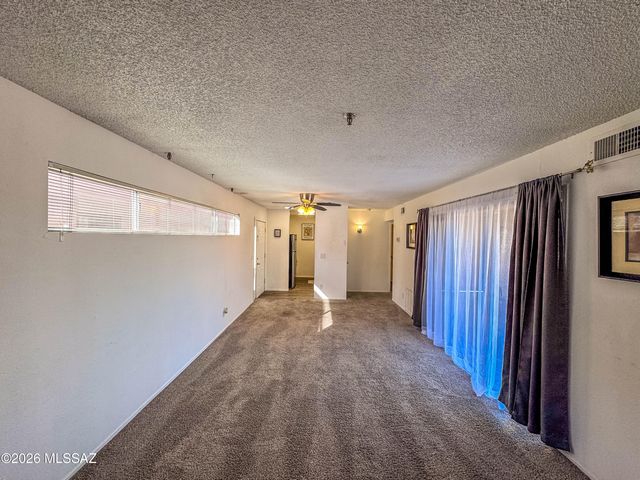 2601 W Broadway Blvd Apt 379, Tucson, AZ 85745