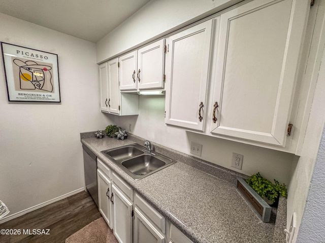 2601 W Broadway Blvd Apt 379, Tucson, AZ 85745