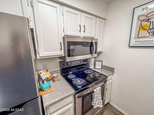 2601 W Broadway Blvd Apt 379, Tucson, AZ 85745