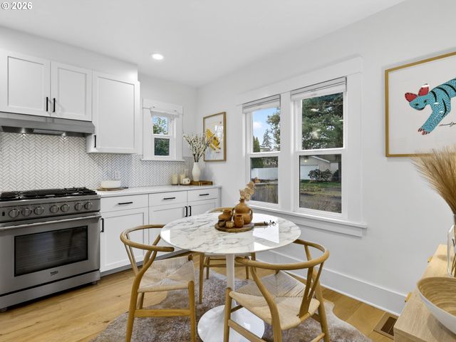 3245 Ne 55TH Ave, Portland, OR 97213