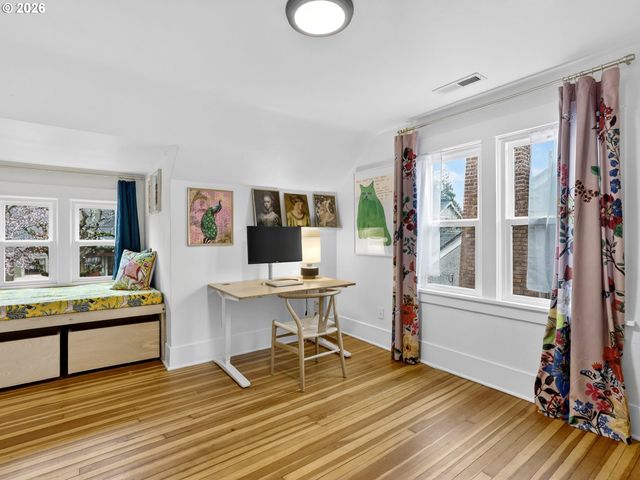 3245 Ne 55TH Ave, Portland, OR 97213