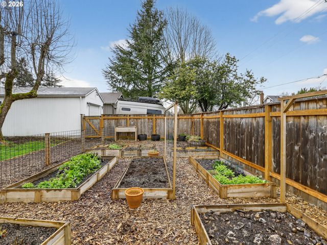 3245 Ne 55TH Ave, Portland, OR 97213