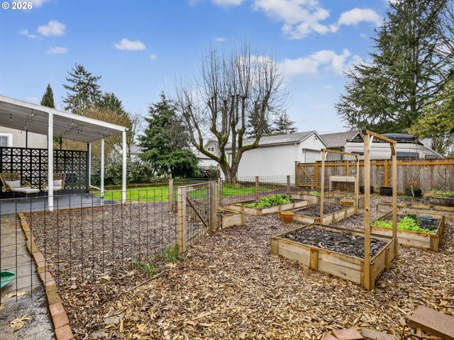 3245 Ne 55TH Ave, Portland, OR 97213