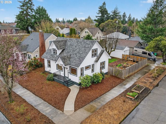 3245 Ne 55TH Ave, Portland, OR 97213
