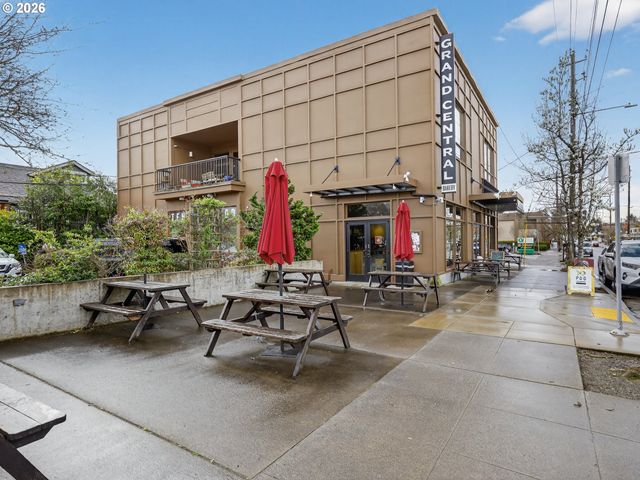 3245 Ne 55TH Ave, Portland, OR 97213