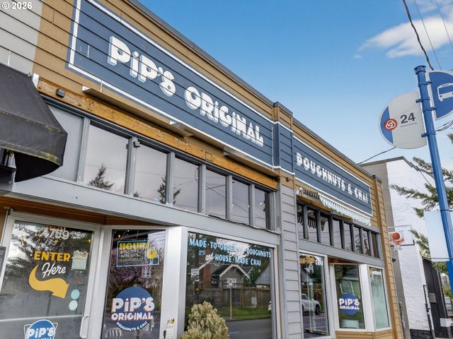 3245 Ne 55TH Ave, Portland, OR 97213