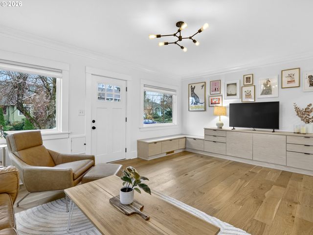 3245 Ne 55TH Ave, Portland, OR 97213