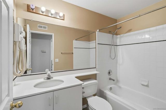 12510 Heatherton Ct 195, San Diego, CA 92128
