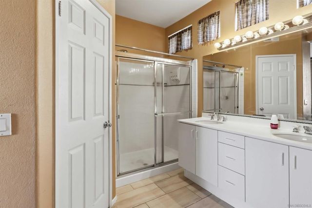 12510 Heatherton Ct 195, San Diego, CA 92128