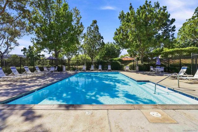 12510 Heatherton Ct 195, San Diego, CA 92128