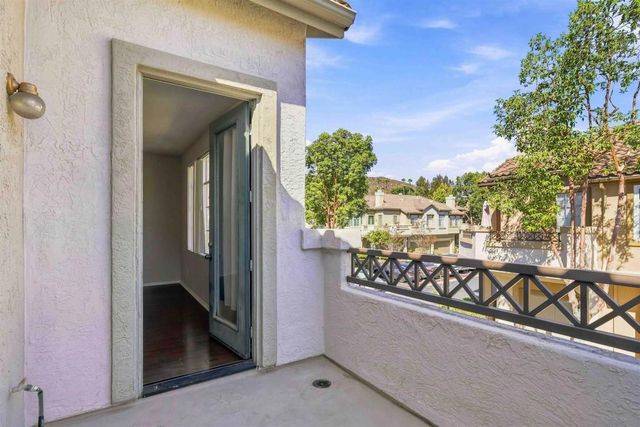 12510 Heatherton Ct 195, San Diego, CA 92128