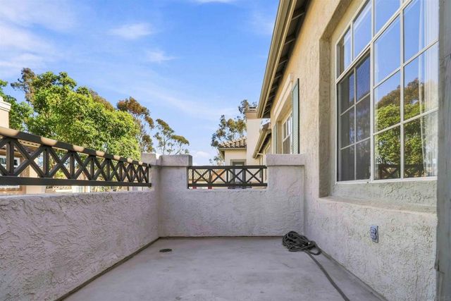 12510 Heatherton Ct 195, San Diego, CA 92128