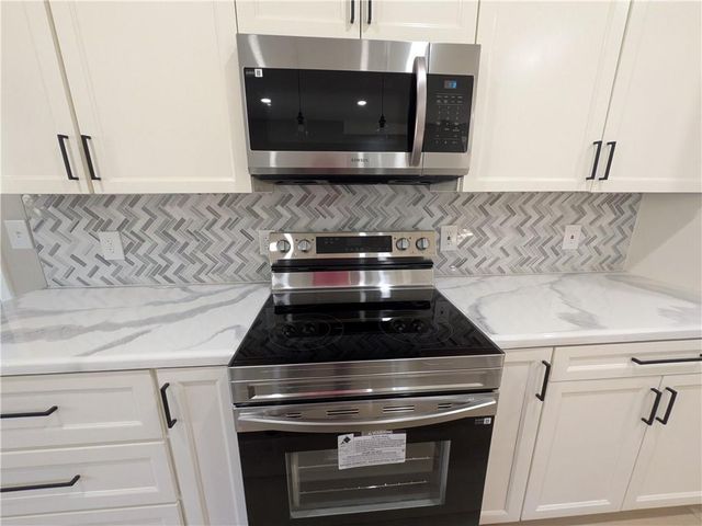 14404 E 49th Terrace, Kansas City, MO 64136