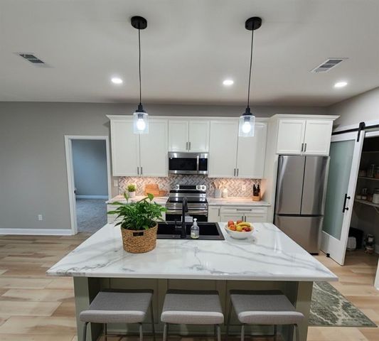 14404 E 49th Terrace, Kansas City, MO 64136